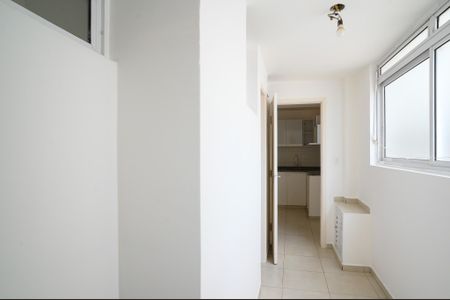 Apartamento à venda com 83m², 3 quartos e 1 vagaÁrea de Serviço