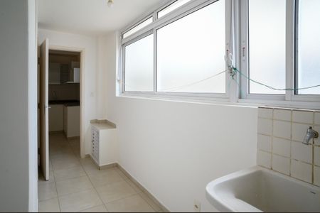 Apartamento à venda com 83m², 3 quartos e 1 vagaÁrea de Serviço