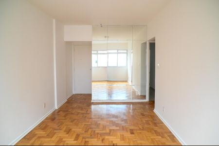 Apartamento à venda com 83m², 3 quartos e 1 vagaSala