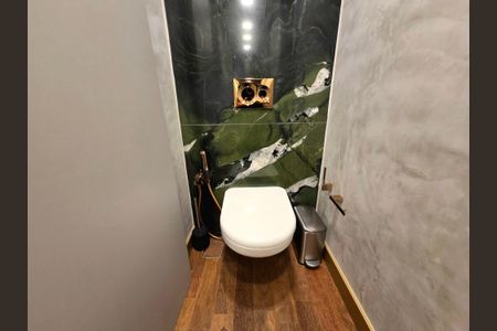 Apartamento para alugar com 73m², 2 quartos e 1 vaga Apartamento para alugar com 73m², 2 quartos e 1 vagaBanheiro da Suíte 2