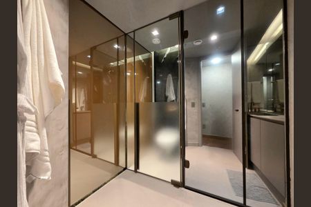 Apartamento para alugar com 73m², 2 quartos e 1 vaga Apartamento para alugar com 73m², 2 quartos e 1 vagaBanheiro da Suíte 1