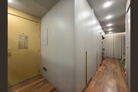 Apartamento para alugar com 73m², 2 quartos e 1 vaga Apartamento para alugar com 73m², 2 quartos e 1 vagaCorredor