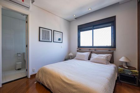 Apartamento à venda com 85m², 2 quartos e 2 vagasSuíte