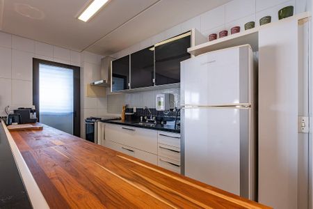 Apartamento à venda com 85m², 2 quartos e 2 vagasSala/Cozinha