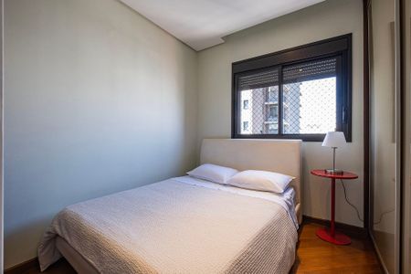 Apartamento à venda com 85m², 2 quartos e 2 vagasQuarto 2