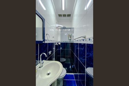 Casa à venda com 75m², 3 quartos e sem vagaBanheiro