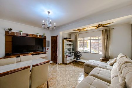 Casa à venda com 75m², 3 quartos e sem vagaSala