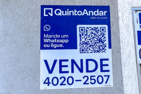 Casa à venda com 75m², 3 quartos e sem vagaPlaquinha