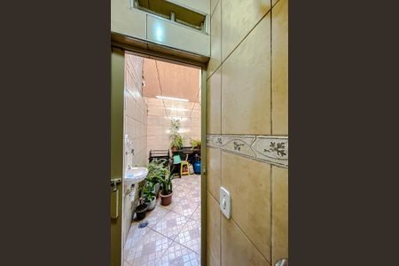 Casa à venda com 75m², 3 quartos e sem vagaBanheiro de serviço