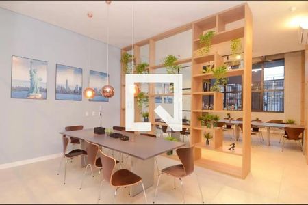 Apartamento para alugar com 66m², 2 quartos e 1 vaga Apartamento para alugar com 66m², 2 quartos e 1 vagaEscritório