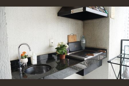 Apartamento à venda com 66m², 2 quartos e 1 vagaChurrasqueira