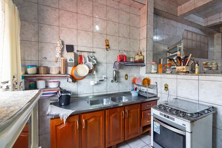 Casa à venda com 300m², 6 quartos e 4 vagasCozinha 3