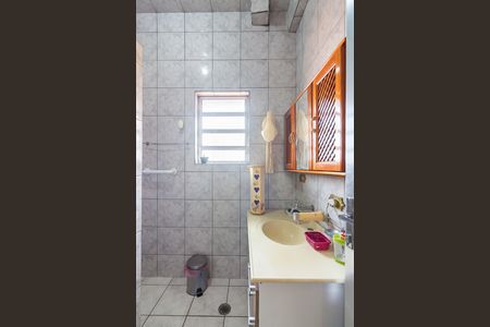 Casa à venda com 300m², 6 quartos e 4 vagasBanheiro 3