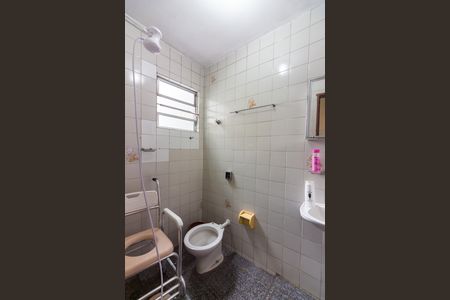 Casa à venda com 300m², 6 quartos e 4 vagasBanheiro 4
