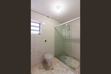 Casa à venda com 300m², 6 quartos e 4 vagasBanheiro 1