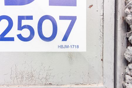 Casa à venda com 300m², 6 quartos e 4 vagasCode