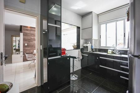 Apartamento à venda com 90m², 3 quartos e 2 vagas Apartamento à venda com 90m², 3 quartos e 2 vagasCozinha