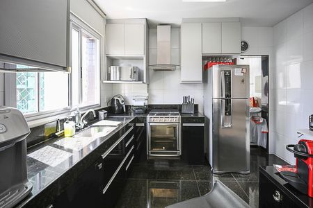 Apartamento à venda com 90m², 3 quartos e 2 vagas Apartamento à venda com 90m², 3 quartos e 2 vagasCozinha