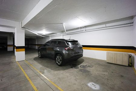 Apartamento à venda com 90m², 3 quartos e 2 vagas Apartamento à venda com 90m², 3 quartos e 2 vagasGaragem