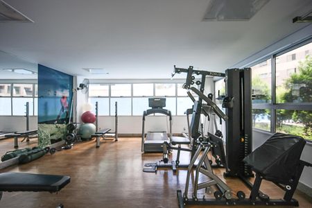Apartamento à venda com 90m², 3 quartos e 2 vagas Apartamento à venda com 90m², 3 quartos e 2 vagasÁrea comum - Academia