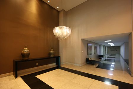 Apartamento à venda com 90m², 3 quartos e 2 vagas Apartamento à venda com 90m², 3 quartos e 2 vagasHall de entrada