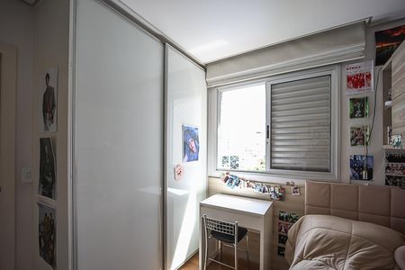 Apartamento à venda com 90m², 3 quartos e 2 vagas Apartamento à venda com 90m², 3 quartos e 2 vagasQuarto 2