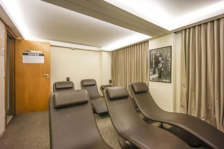 Apartamento à venda com 90m², 3 quartos e 2 vagas Apartamento à venda com 90m², 3 quartos e 2 vagasÁrea comum - Cinema