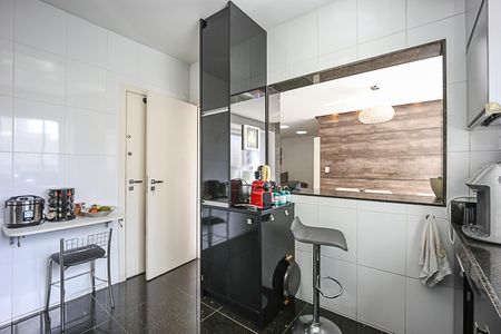 Apartamento à venda com 90m², 3 quartos e 2 vagas Apartamento à venda com 90m², 3 quartos e 2 vagasCozinha