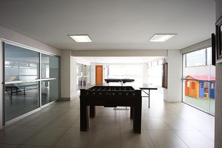 Apartamento à venda com 90m², 3 quartos e 2 vagas Apartamento à venda com 90m², 3 quartos e 2 vagasÁrea comum - Salão de Jogos