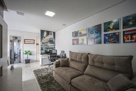 Apartamento à venda com 90m², 3 quartos e 2 vagas Apartamento à venda com 90m², 3 quartos e 2 vagasSala de Estar