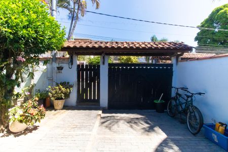 Vista da Sala de casa à venda com 3 quartos, 360m² em Itaipu, Niterói