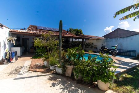 Casa à venda com 360m², 3 quartos e 4 vagasÁrea externa