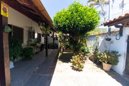 Casa à venda com 360m², 3 quartos e 4 vagasÁrea externa