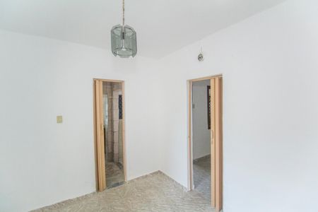 Casa para alugar com 100m², 2 quartos e 1 vaga Casa para alugar com 100m², 2 quartos e 1 vagaQuarto