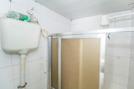 Casa para alugar com 100m², 2 quartos e 1 vaga Casa para alugar com 100m², 2 quartos e 1 vagaBanheiro