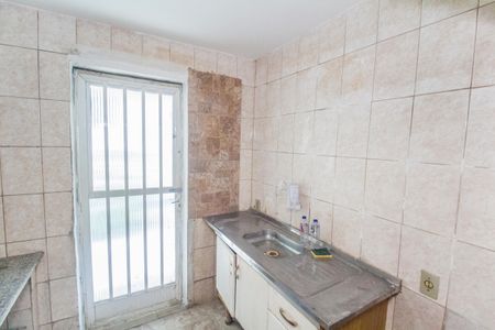 Casa para alugar com 100m², 2 quartos e 1 vaga Casa para alugar com 100m², 2 quartos e 1 vagaCozinha e Área de Serviço