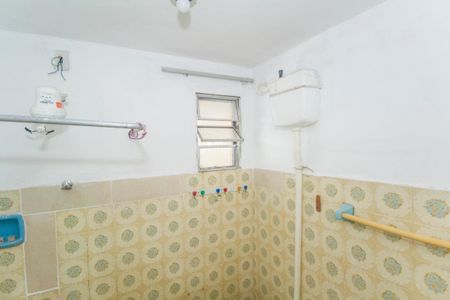 Casa para alugar com 100m², 2 quartos e 1 vaga Casa para alugar com 100m², 2 quartos e 1 vagaBanheiro da Suíte