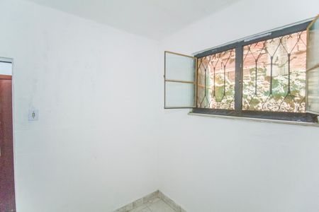 Casa para alugar com 100m², 2 quartos e 1 vaga Casa para alugar com 100m², 2 quartos e 1 vagaSuíte