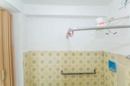 Casa para alugar com 100m², 2 quartos e 1 vaga Casa para alugar com 100m², 2 quartos e 1 vagaBanheiro da Suíte