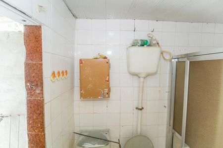 Casa para alugar com 100m², 2 quartos e 1 vaga Casa para alugar com 100m², 2 quartos e 1 vagaBanheiro