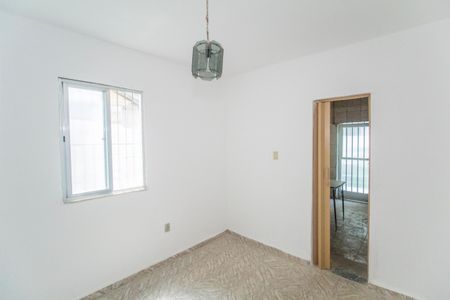 Casa para alugar com 100m², 2 quartos e 1 vaga Casa para alugar com 100m², 2 quartos e 1 vagaQuarto