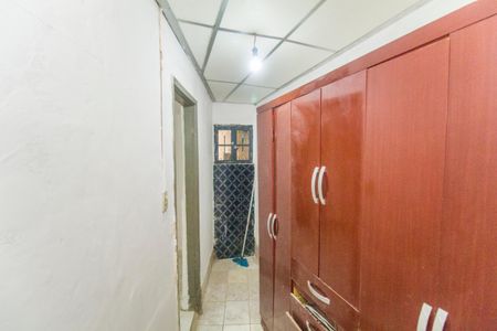 Casa para alugar com 100m², 2 quartos e 1 vaga Casa para alugar com 100m², 2 quartos e 1 vagaCloset da Suíte