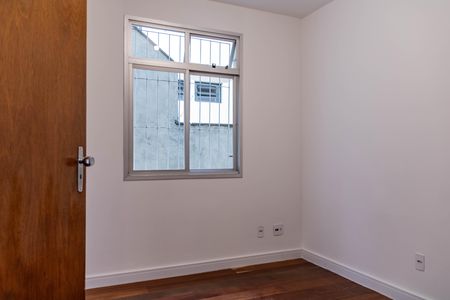 Apartamento à venda com 150m², 3 quartos e 1 vaga Apartamento à venda com 150m², 3 quartos e 1 vagaQuarto 1