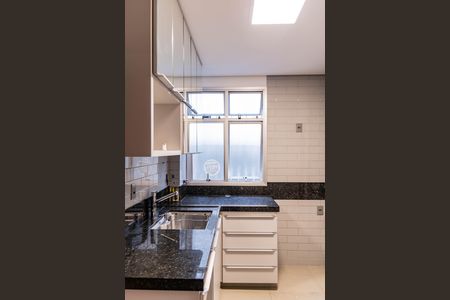 Apartamento à venda com 150m², 3 quartos e 1 vaga Apartamento à venda com 150m², 3 quartos e 1 vagaCozinha