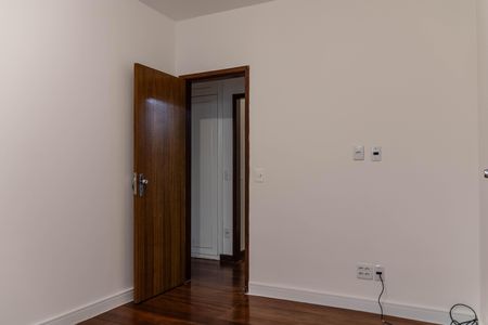Apartamento à venda com 150m², 3 quartos e 1 vaga Apartamento à venda com 150m², 3 quartos e 1 vagaQuarto 1