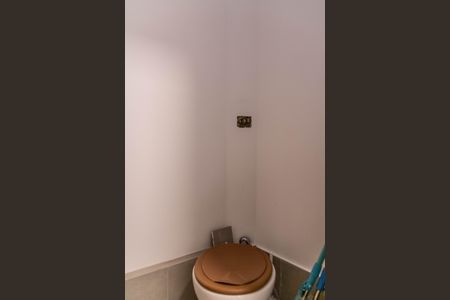 Apartamento à venda com 150m², 3 quartos e 1 vaga Apartamento à venda com 150m², 3 quartos e 1 vagaBanheiro de serviço