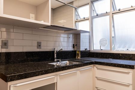 Apartamento à venda com 150m², 3 quartos e 1 vaga Apartamento à venda com 150m², 3 quartos e 1 vagaCozinha