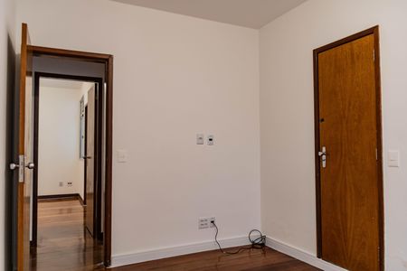 Apartamento à venda com 150m², 3 quartos e 1 vaga Apartamento à venda com 150m², 3 quartos e 1 vagaQuarto 1