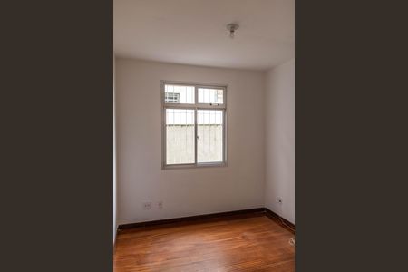 Apartamento à venda com 150m², 3 quartos e 1 vaga Apartamento à venda com 150m², 3 quartos e 1 vagaQuarto 2
