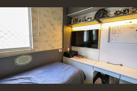 Quarto 1 de apartamento para alugar com 2 quartos, 60m² em Buritis, Belo Horizonte